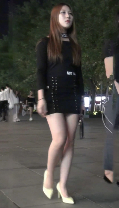 【视频】街拍月里嫦娥的风尚优美着装宽臀女神[HS-LIPA]