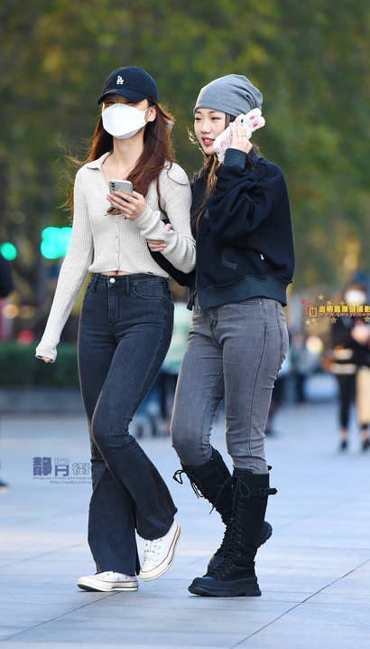 偶遇肤如凝脂的前卫牛仔裤美臀辣妹[OK-56KS]