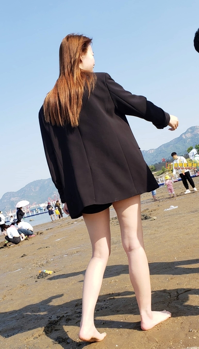 偶遇如琬似花的气质热裤圆臀女生[FW-N9XP]