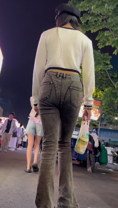 【视频】一个环肥燕瘦的时髦牛仔裤美臀辣妹[JA-F5R1]