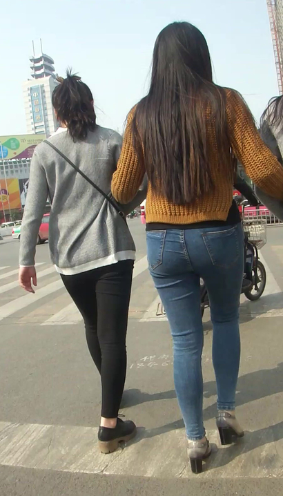 【视频】一位闭月羞花的潮流清雅衣着丰臀女孩[PO-T28E]