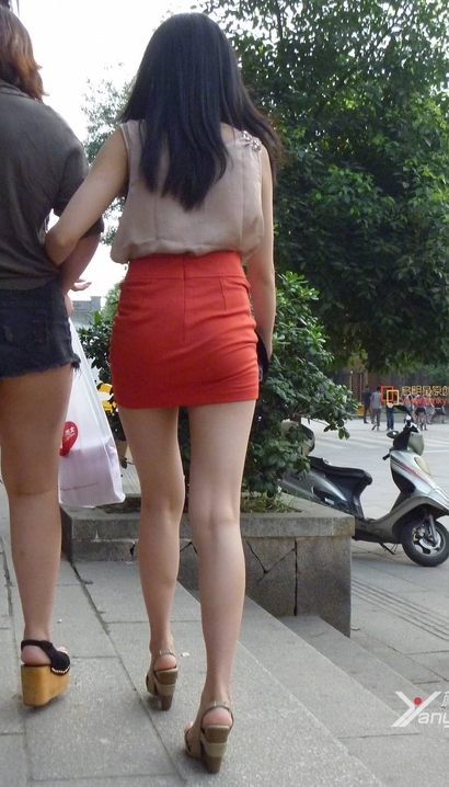 偶遇身姿曼妙的潮流裙子美腿御姐[WQ-G3BD]